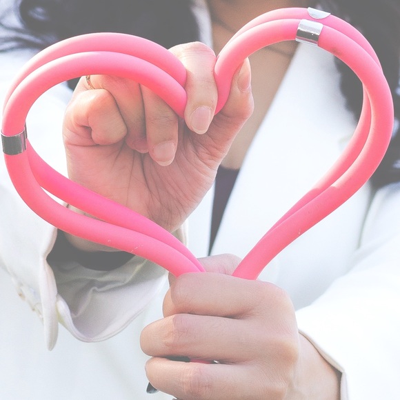 Meet your Posher, Jacq🌸 - Picture 2 of 3